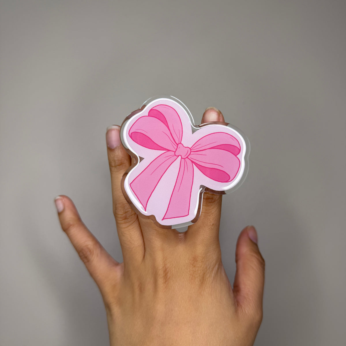 Bow Phone Grip