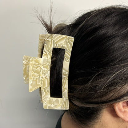 Maye XL Hair Claw Sunny