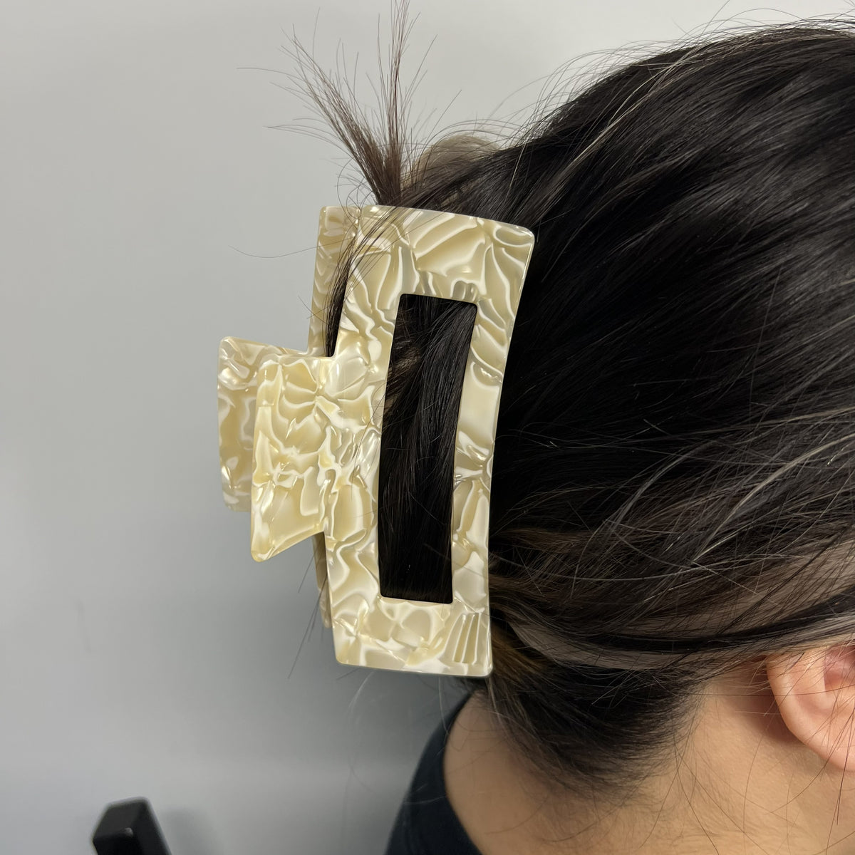 Maye XL Hair Claw Sunny