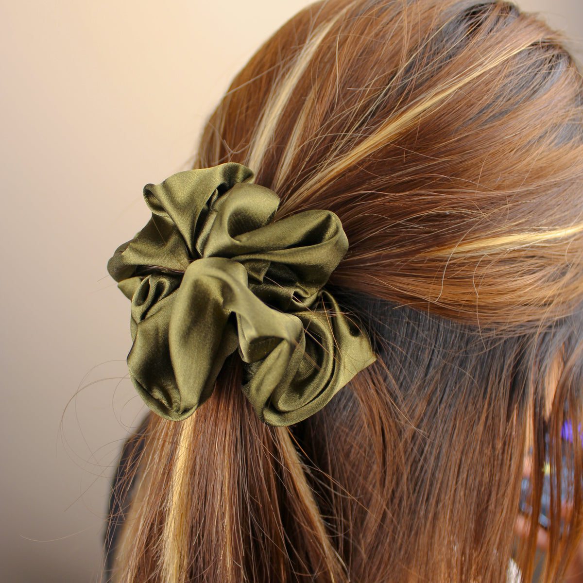 Olivia XL Scrunchie