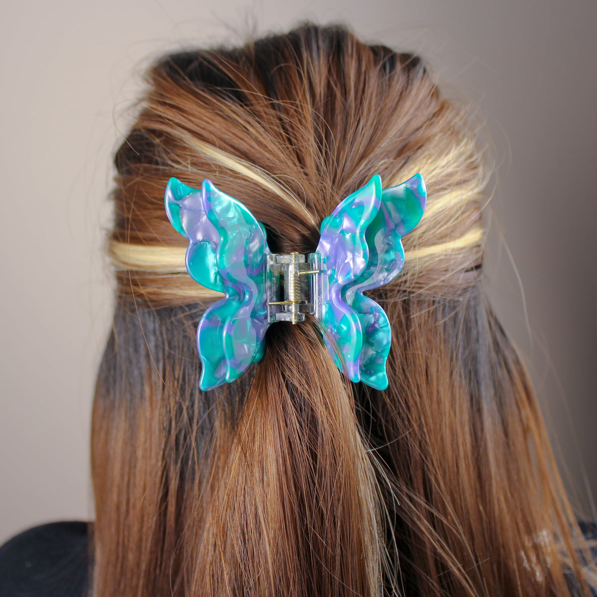 Mini Butterfly Hair Claw in Emerald
