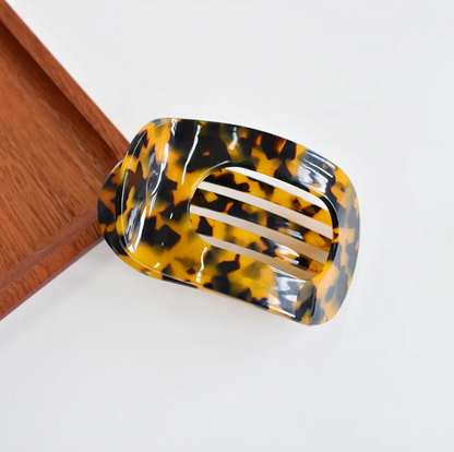 Jenn Hair Claw in Hazel