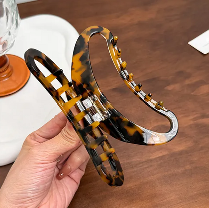 Chesca Hair Claw in Hazel